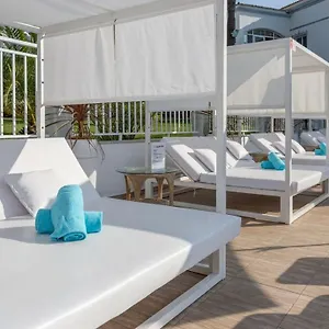 https://duplex-en-resort-en-marbella.1costadelsol.com